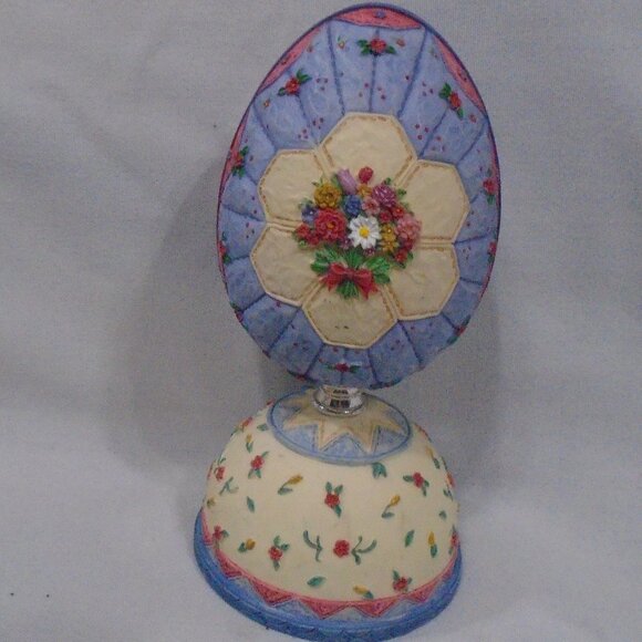 Daughter's Blessing Ardleigh Elliott Patchwork of Love Musical Egg Collection - Picture 2 of 5